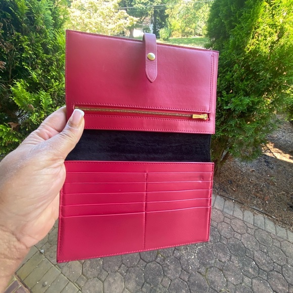 Céline Large Multifunction Strap Wallet - Picture 4 of 16